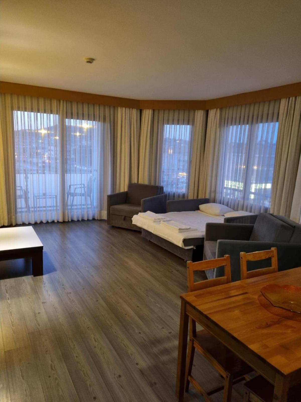 Cilek Marina Otel Cesme Exterior foto