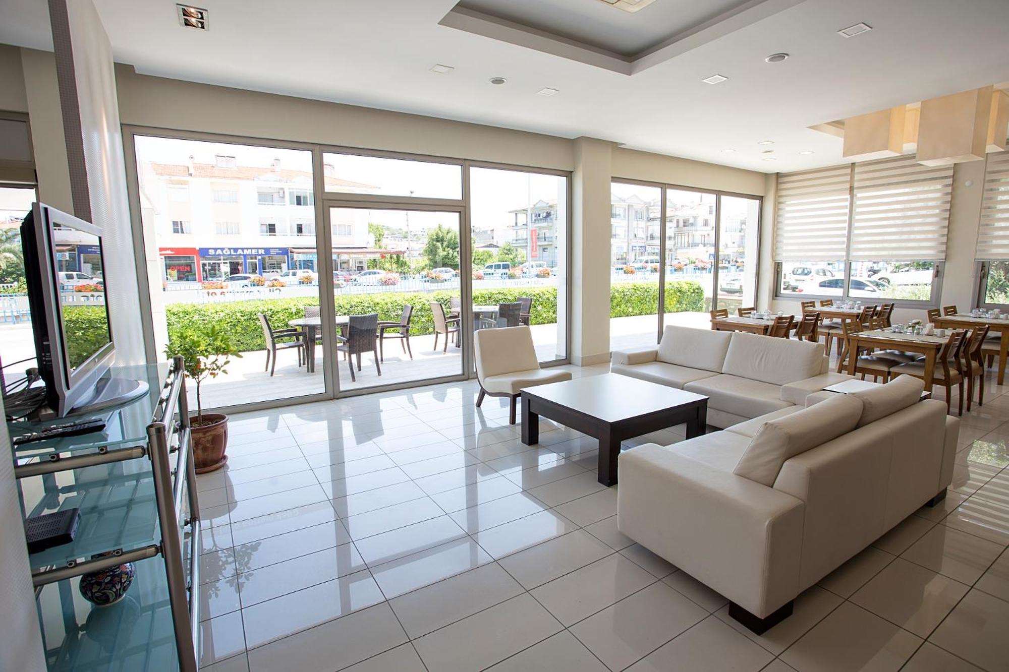 Cilek Marina Otel Cesme Exterior foto