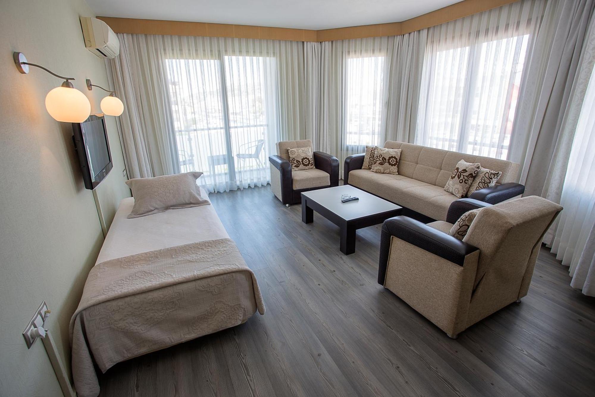 Cilek Marina Otel Cesme Exterior foto